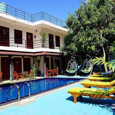 Blue Whale Holiday Hotel Mirissa Exteriér fotografie